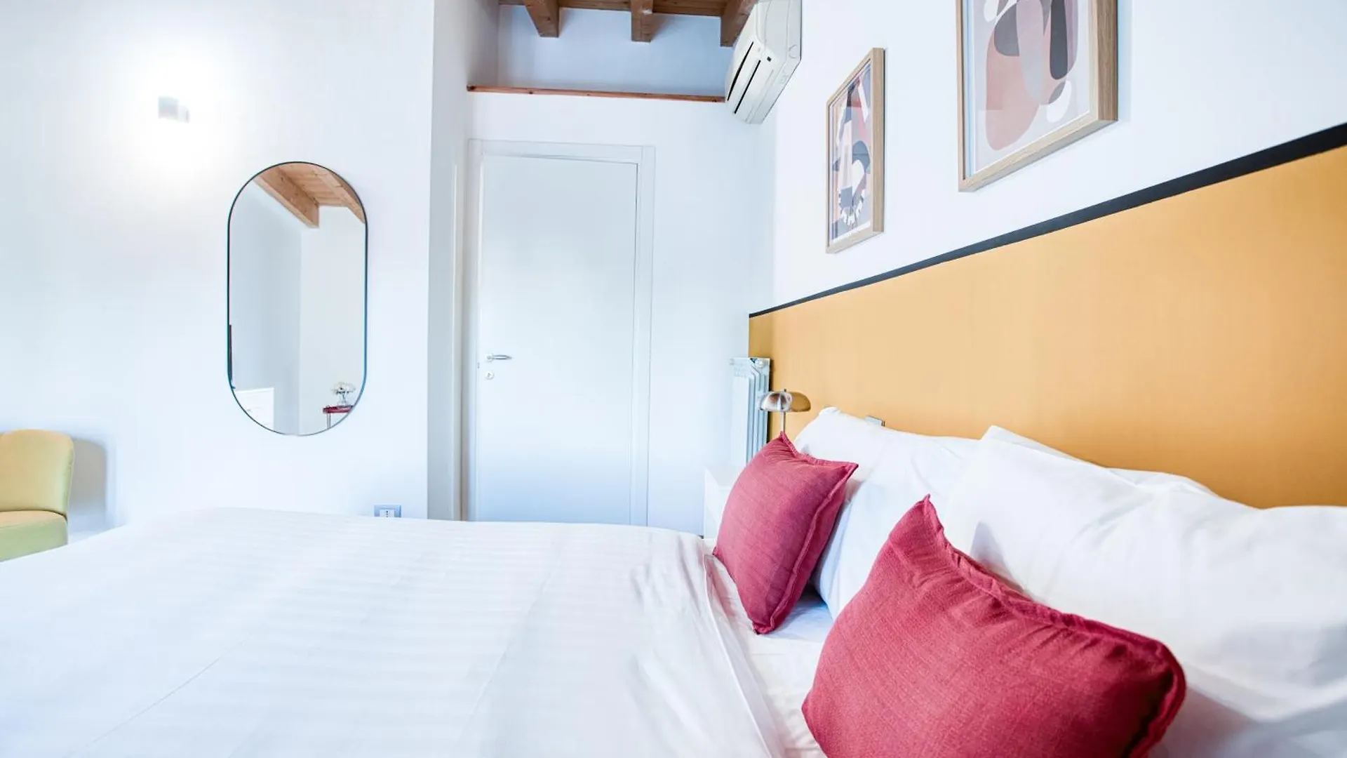 Apartment Easylife - Eleganza E Comodita In Citylife Milan Italy