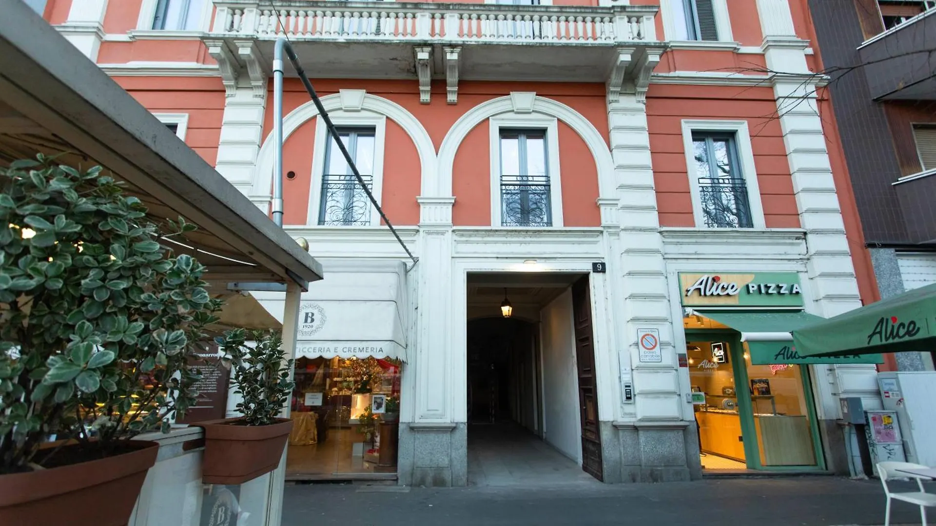 Easylife - Eleganza E Comodita In Citylife Milan Apartment