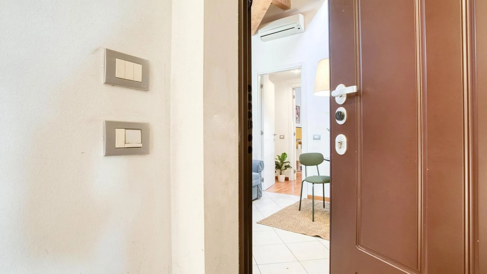 Easylife - Eleganza E Comodita In Citylife Milan Apartment