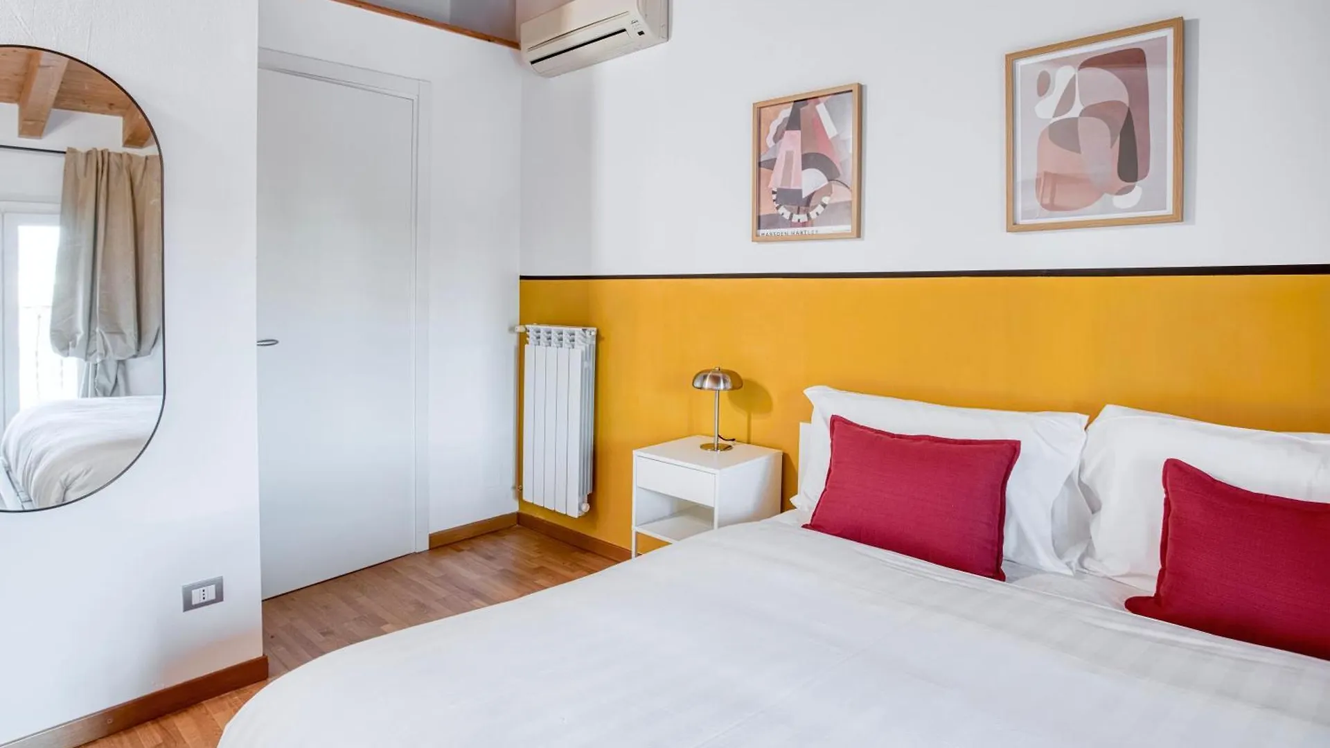 Easylife - Eleganza E Comodita In Citylife Milan 0*,